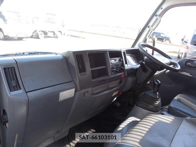 Nissan ATLAS 2010-05 6902114-19