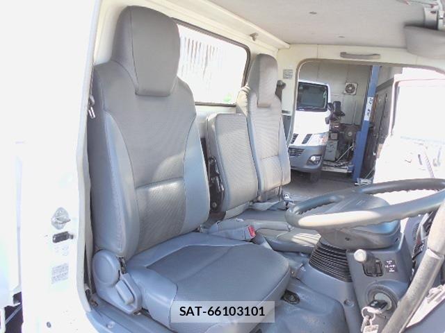 Nissan ATLAS 2010-05 6902114-20