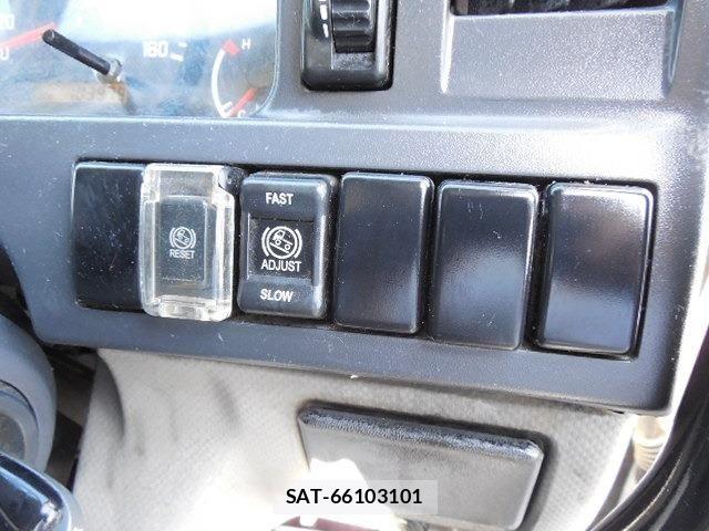 Nissan ATLAS 2010-05 6902114-27