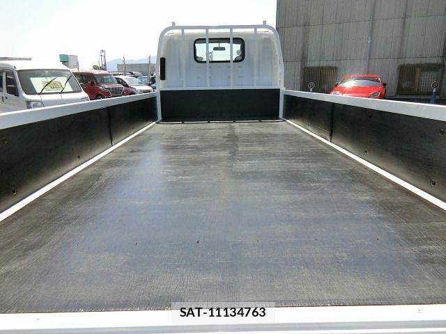 Nissan ATLAS 2010-01 6902109-9