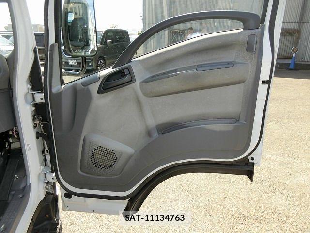 Nissan ATLAS 2010-01 6902109-16
