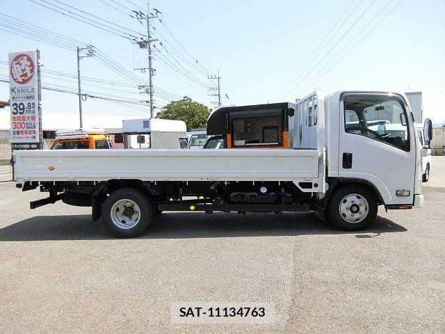 Nissan ATLAS 2010-01 6902109-7