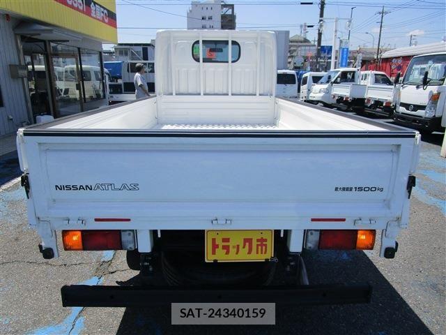 Nissan ATLAS 2020-12 6902112-4