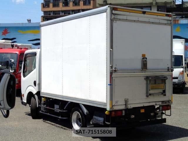 Nissan ATLAS 2016-05 6902123-1