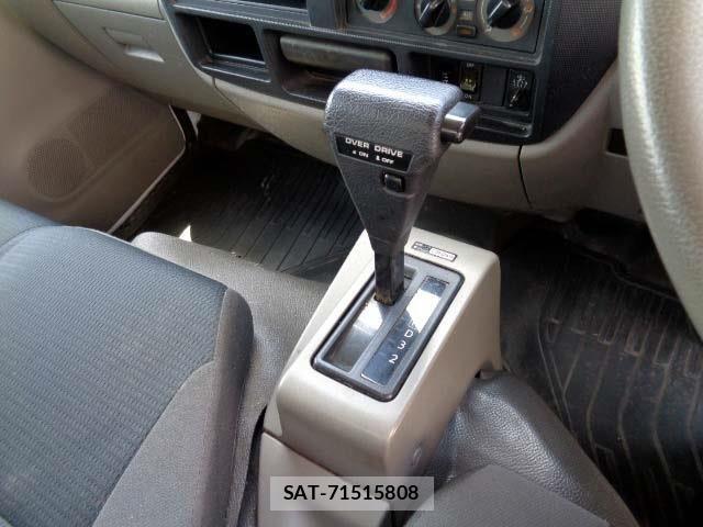 Nissan ATLAS 2016-05 6902123-8