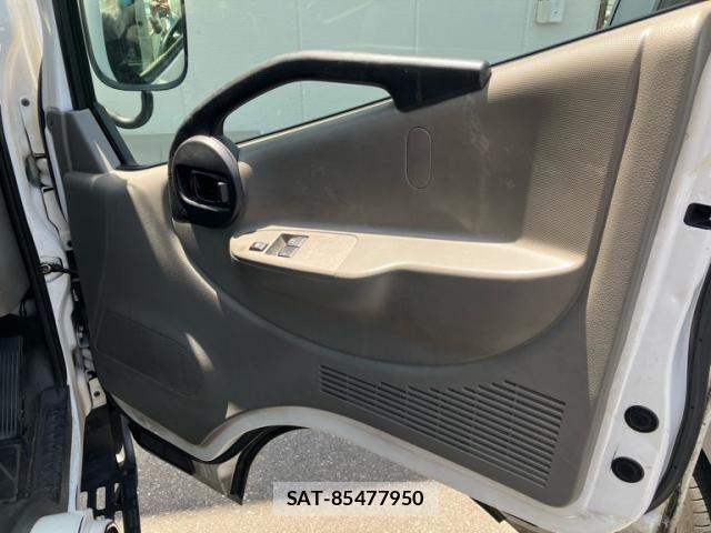 Nissan ATLAS 2016-06 6902126-13