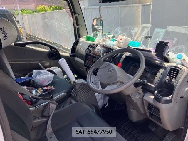 Nissan ATLAS 2016-06 6902126-14