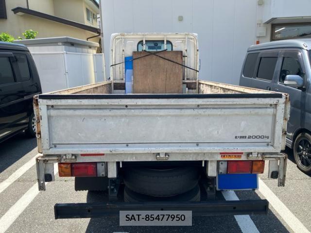 Nissan ATLAS 2016-06 6902126-6