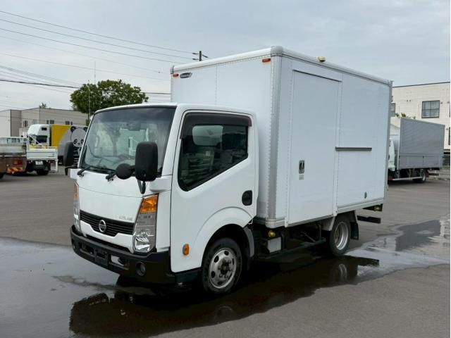 Nissan ATLAS 2017-07 6964353-0