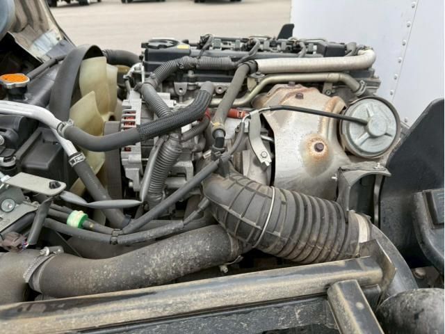 Nissan ATLAS 2017-07 6964353-12