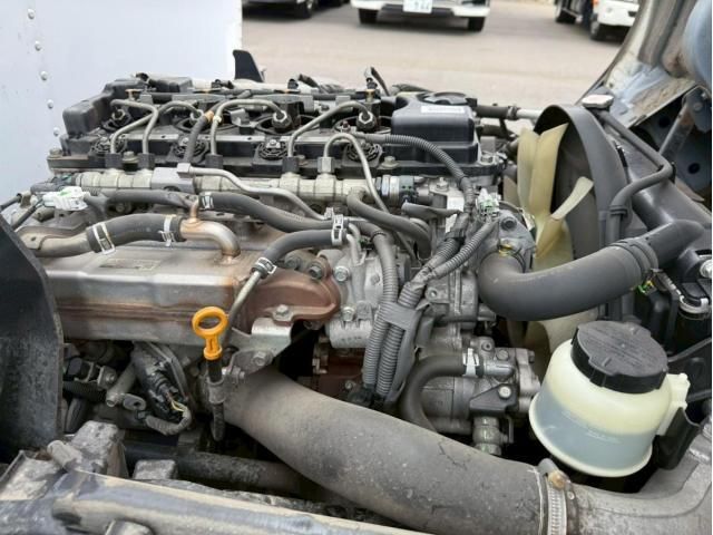 Nissan ATLAS 2017-07 6964353-13