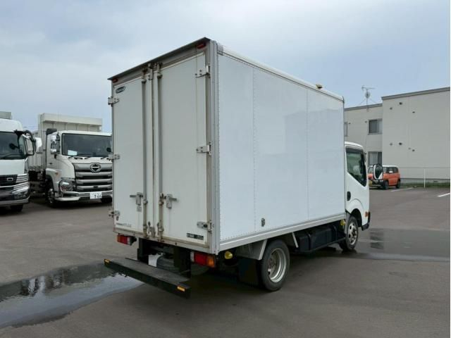 Nissan ATLAS 2017-07 6964353-2
