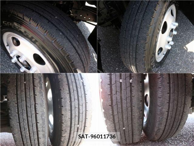 Nissan ATLAS 2018-03 6989027-18