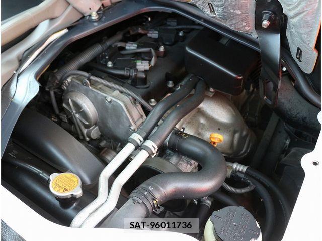 Nissan ATLAS 2018-03 6989027-28