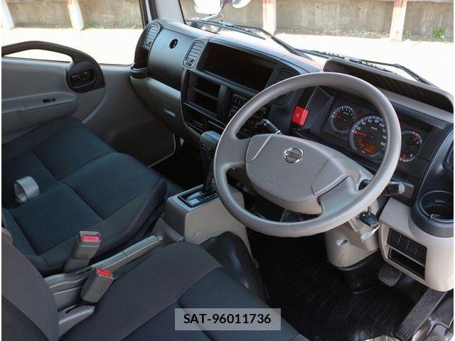 Nissan ATLAS 2018-03 6989027-4