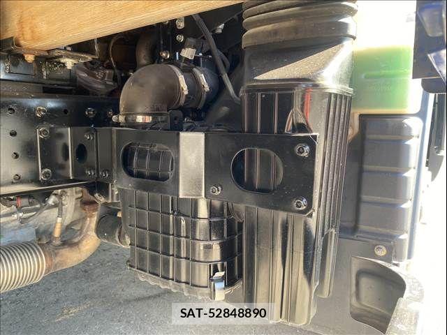 Nissan ATLAS 2018-10 7057465-25