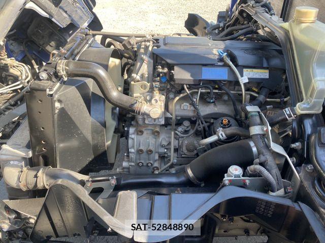 Nissan ATLAS 2018-10 7057465-7