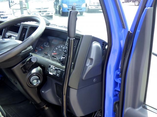 Nissan ATLAS 2023-04 7199476-23