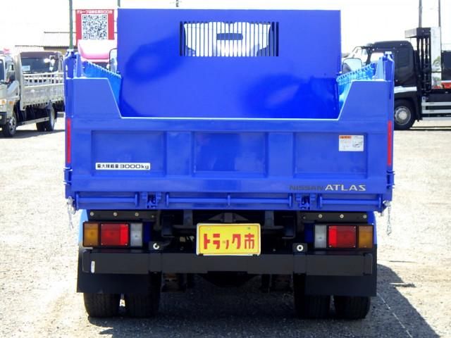Nissan ATLAS 2023-04 7199476-5