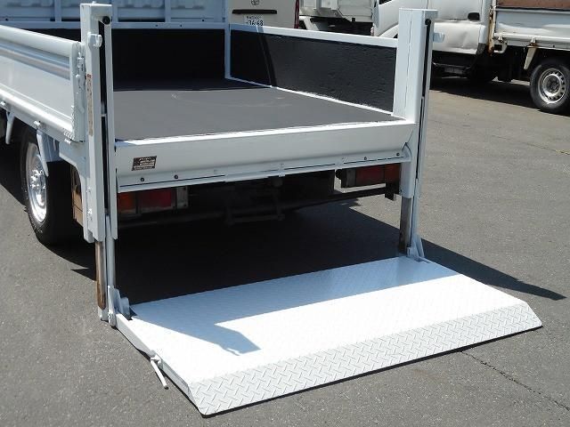 Nissan ATLAS 2015-01 7199481-10