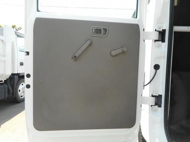 Nissan ATLAS 2015-01 7199481-21