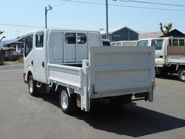 Nissan ATLAS 2015-01 7199481-7