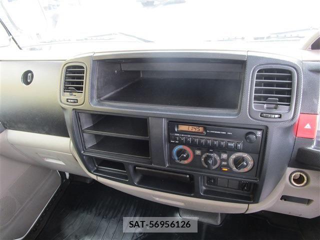 Nissan ATLAS 2016-02 7214918-10