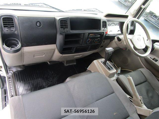 Nissan ATLAS 2016-02 7214918-22
