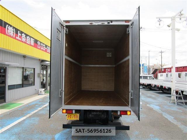 Nissan ATLAS 2016-02 7214918-5
