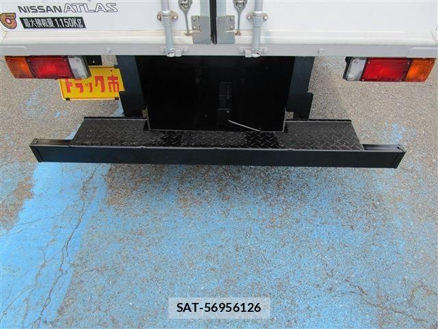 Nissan ATLAS 2016-02 7214918-8