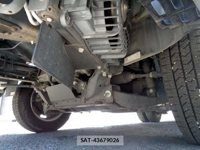 Nissan ATLAS 2016-04 7214922-14