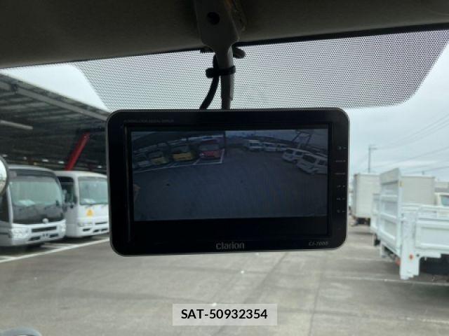Nissan ATLAS 2016-03 7214921-22