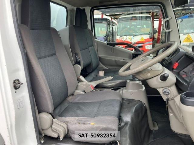 Nissan ATLAS 2016-03 7214921-24