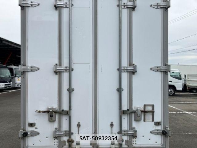 Nissan ATLAS 2016-03 7214921-6