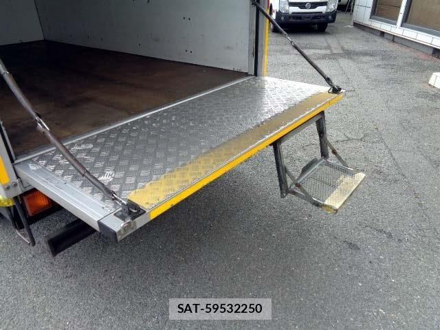 Nissan ATLAS 2016-04 7214920-13