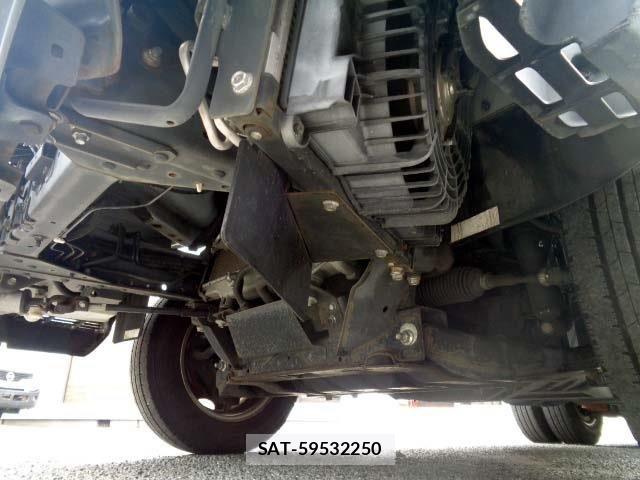 Nissan ATLAS 2016-04 7214920-16