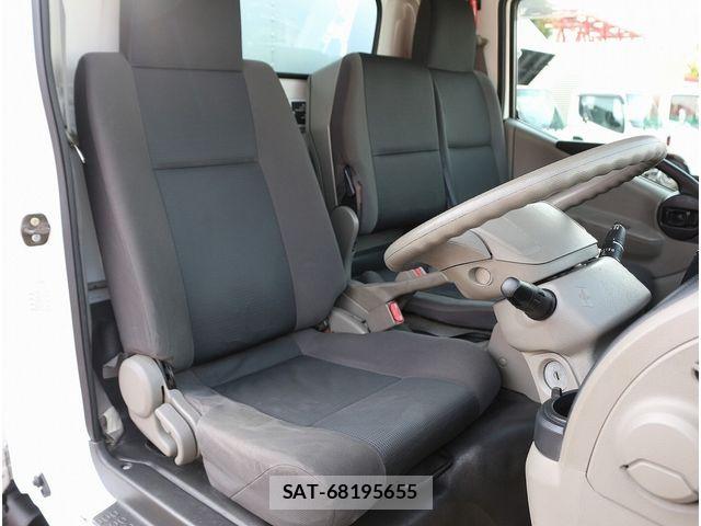 Nissan ATLAS 2016-02 7214919-20