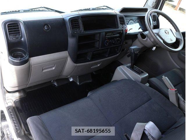 Nissan ATLAS 2016-02 7214919-25