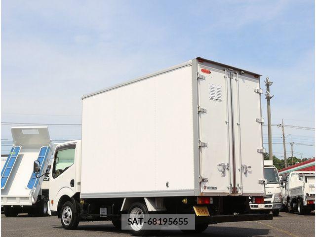 Nissan ATLAS 2016-02 7214919-3