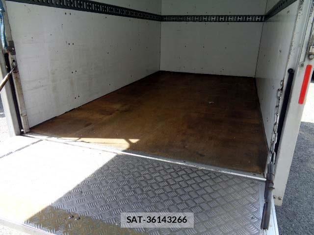 Nissan ATLAS 2016-04 7214925-11