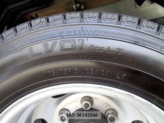 Nissan ATLAS 2016-04 7214925-19