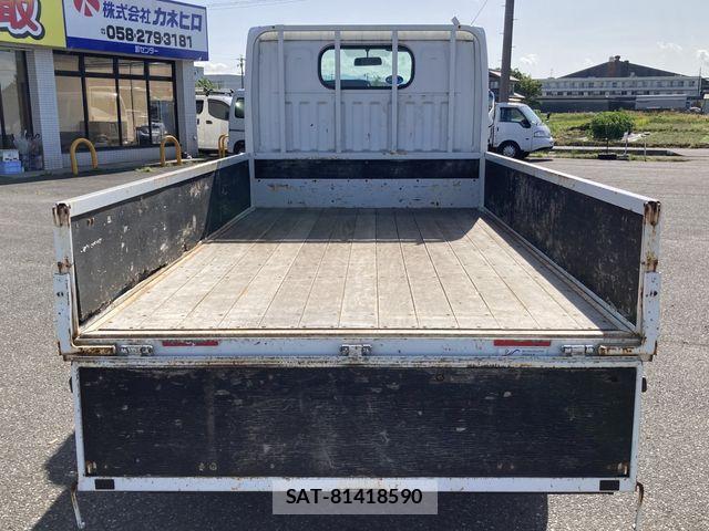 Nissan ATLAS 2013-10 7214916-7