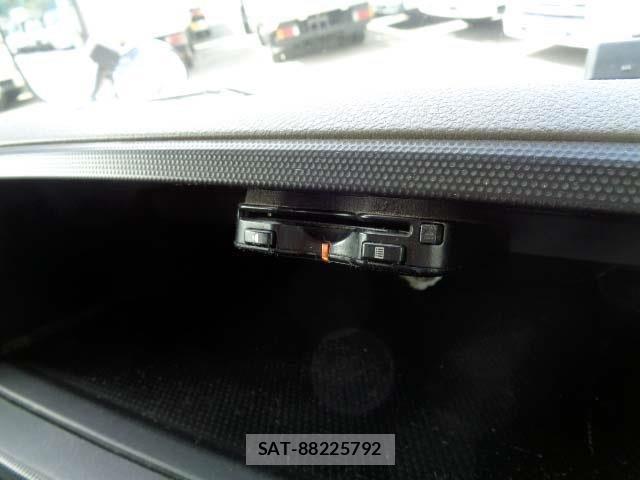 Nissan ATLAS 2016-04 7214924-10
