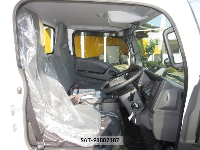 Nissan ATLAS 2026-04 7249813-12