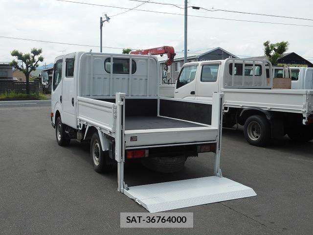 Nissan ATLAS 2014-03 7249820-9