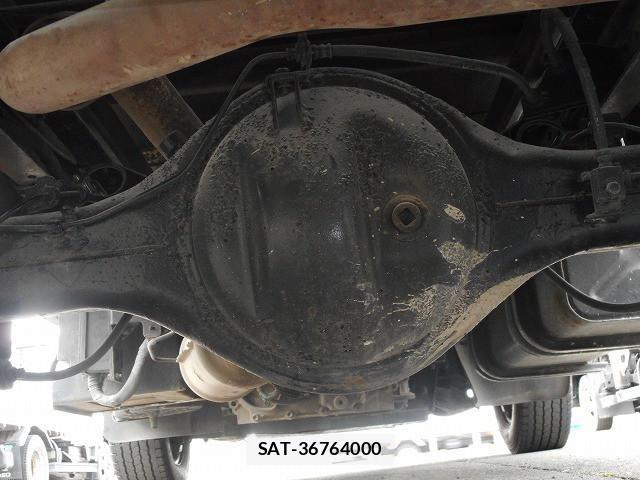 Nissan ATLAS 2014-03 7249820-22