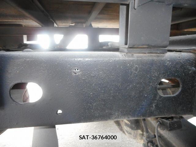 Nissan ATLAS 2014-03 7249820-26
