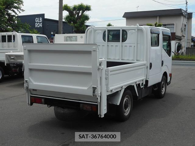 Nissan ATLAS 2014-03 7249820-6