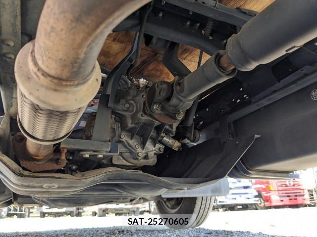 Nissan ATLAS 2019-10 7249818-19