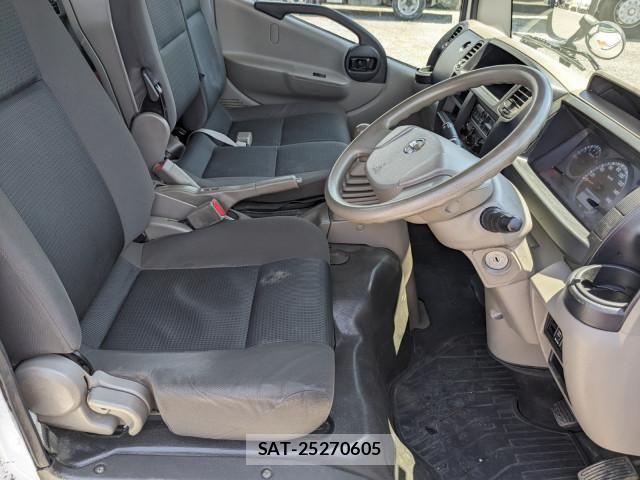 Nissan ATLAS 2019-10 7249818-27